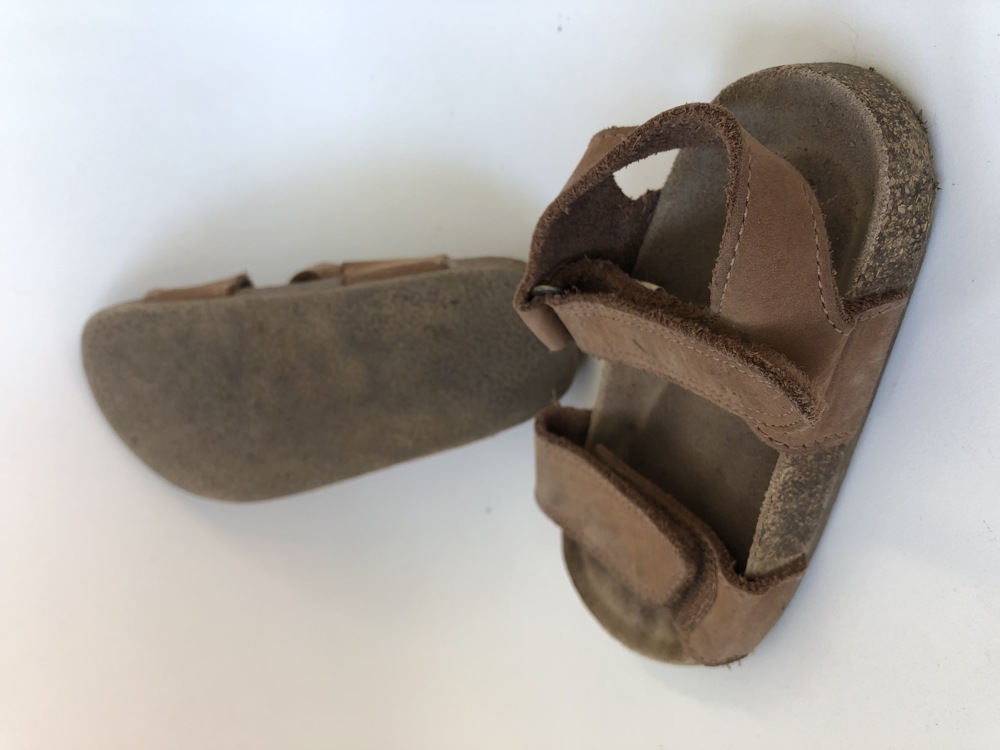 Kinderschuh Sandale Größe 26