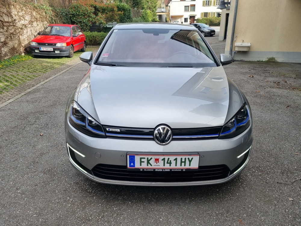 VW Golf Elektro Klein-  Kompaktwagen