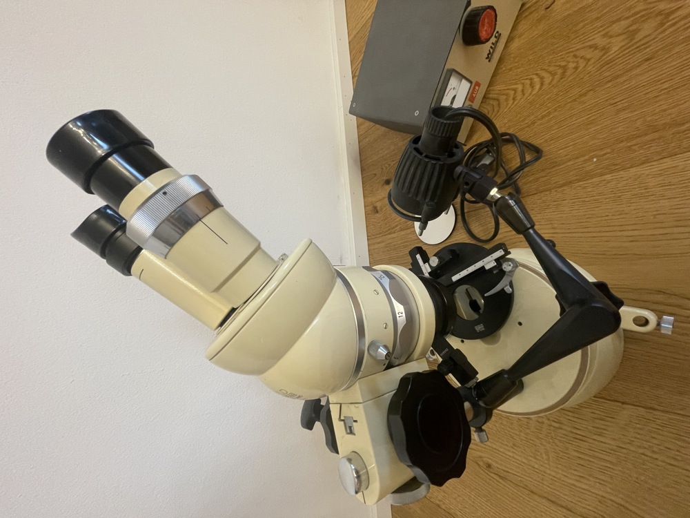 Mikroskop Wild Heerbrugg M5 Stereo Labor-Mikroskop mit Zubehör