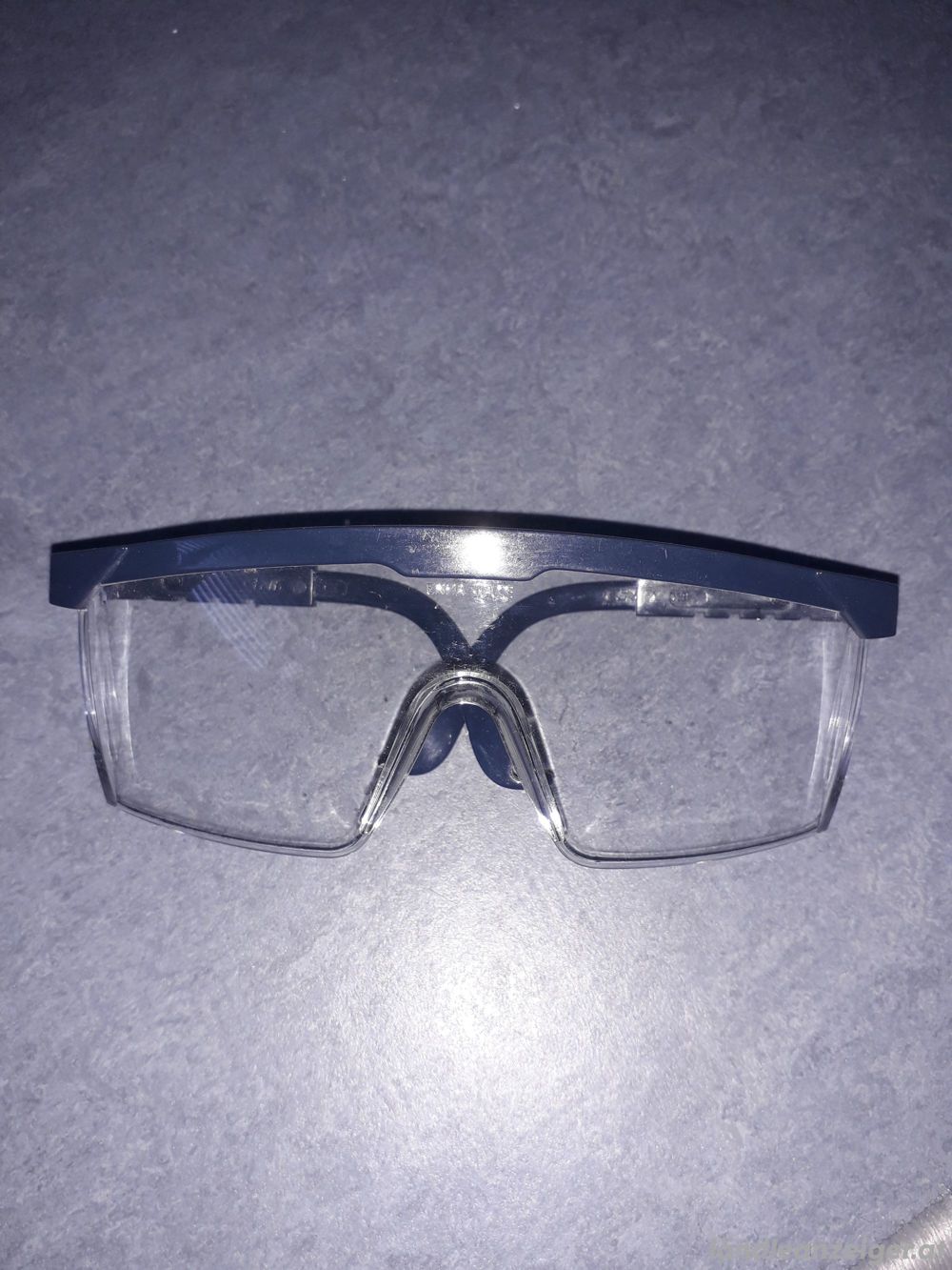 Schutzbrille gebraucht