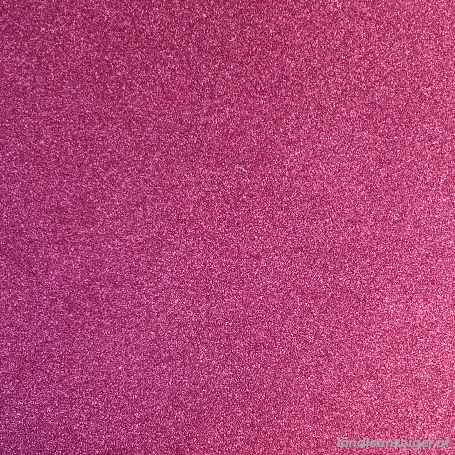 Weiche rosa Teppichfliesen mit zusätzlicher Isolierung