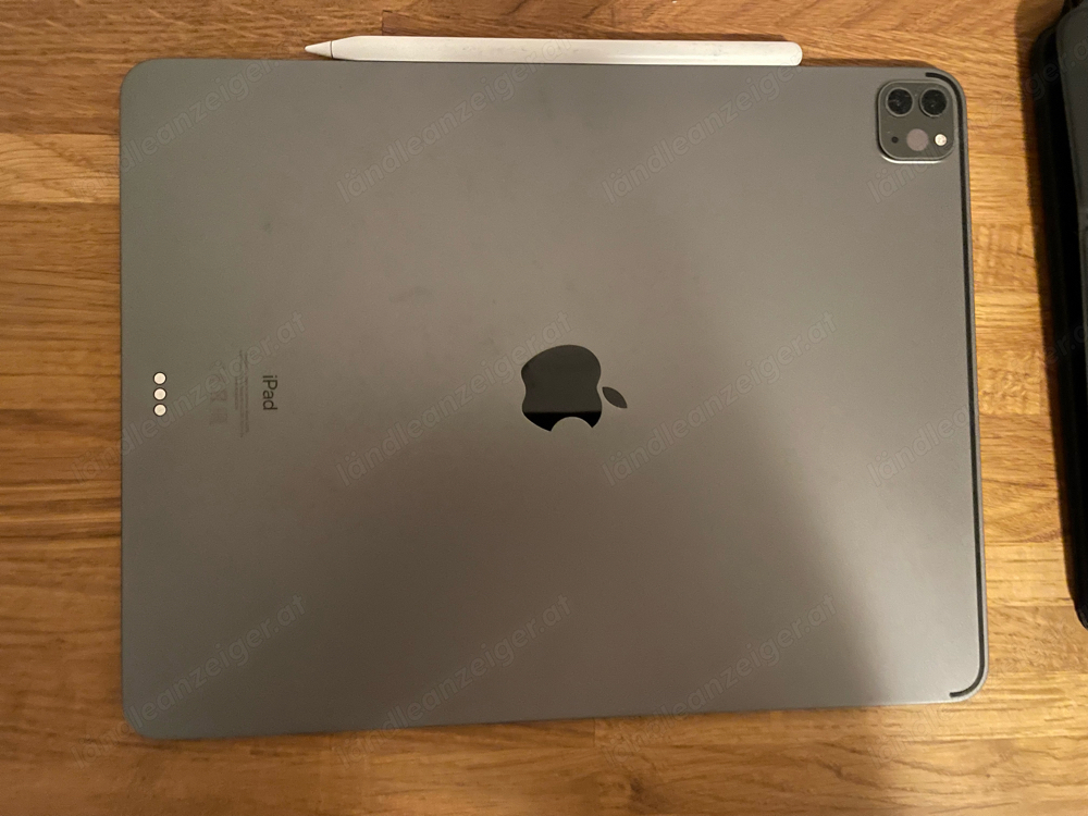 iPad Pro 12.9-inch (5th Generation)