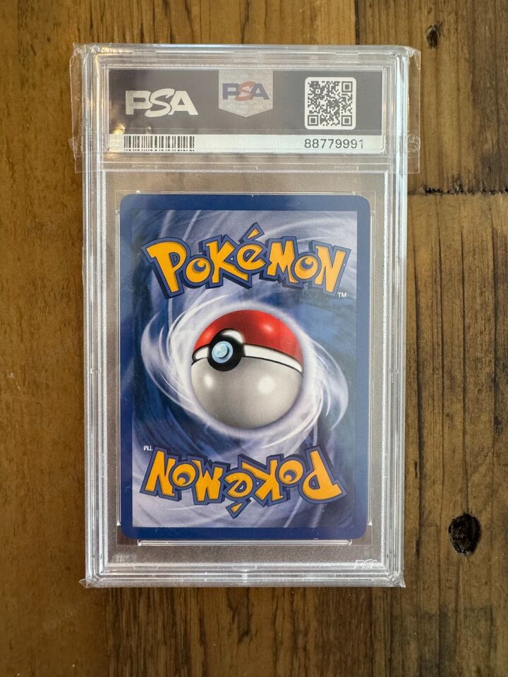 Pokémon TCG Lugia Neo Genesis 9 111 Holo 1. Auflage Holo Rare PSA NM-MT 8