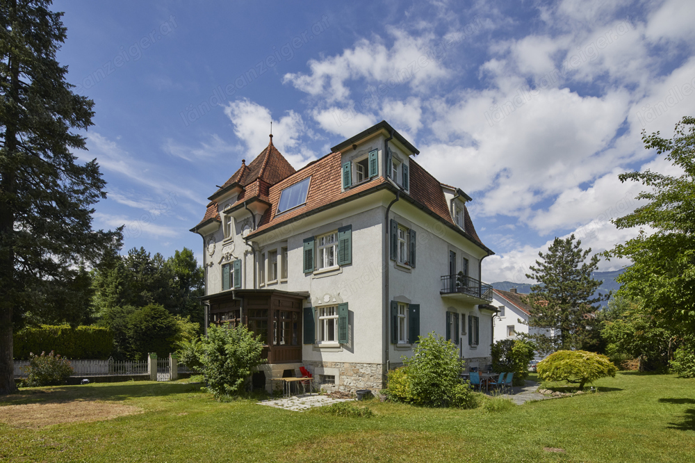 Wohnen & Arbeiten in einer historischen Villa in Nenzing