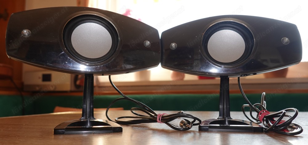 2 Stück GENIE Computerlautsprecher,   5,--