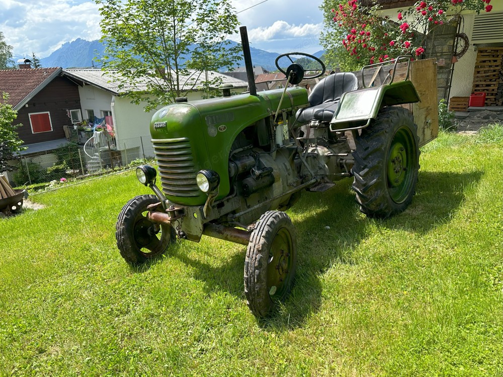 Traktor Steyr T80 Erstzulassung 1957 inkl. Schneeketten