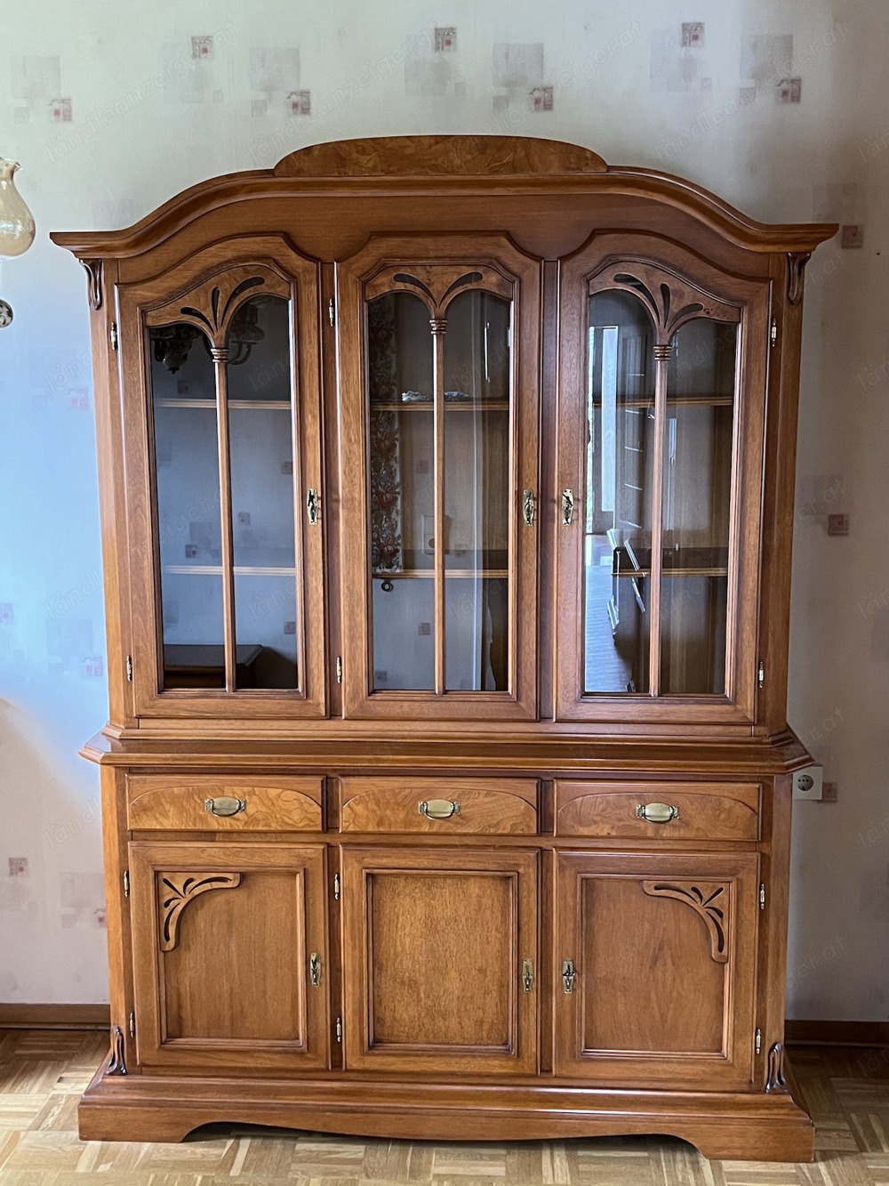 Biedermeier Vitrine Wohnzimmerschrank SELVA Stilmöbel Barock