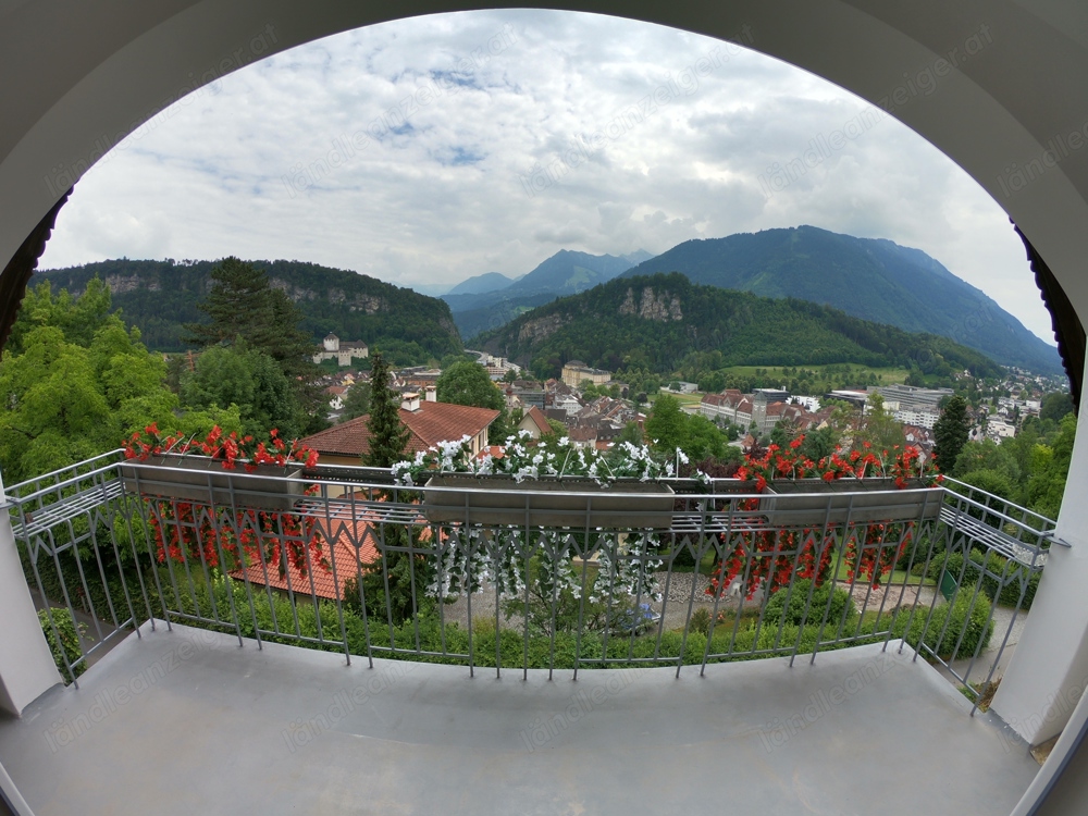 große 2-Zimmer Wohnung Ardetzenberg Feldkirch