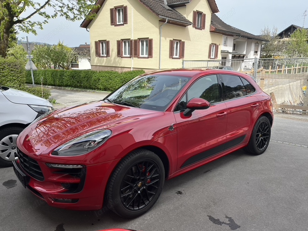 Porsche Macan GTS aus 2017