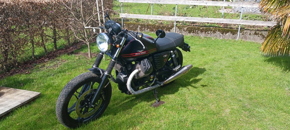 zu Verkaufen Moto Guzzi v7 im Original Zustand oder Umgebaut!