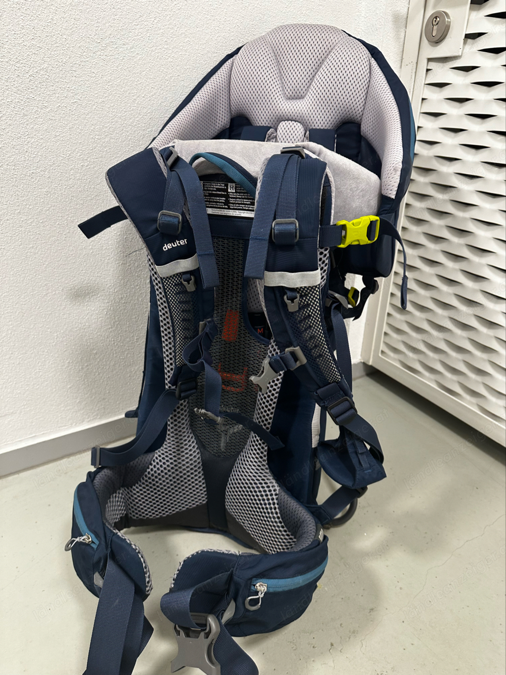 Kindertrage Deuter 