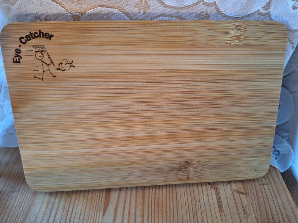Bambus-Holz Brotzeit-Jausenbrett "Eye-Catcher" Bambus-Holz Brotzeit-Jausenbrett "Eye-Catcher"