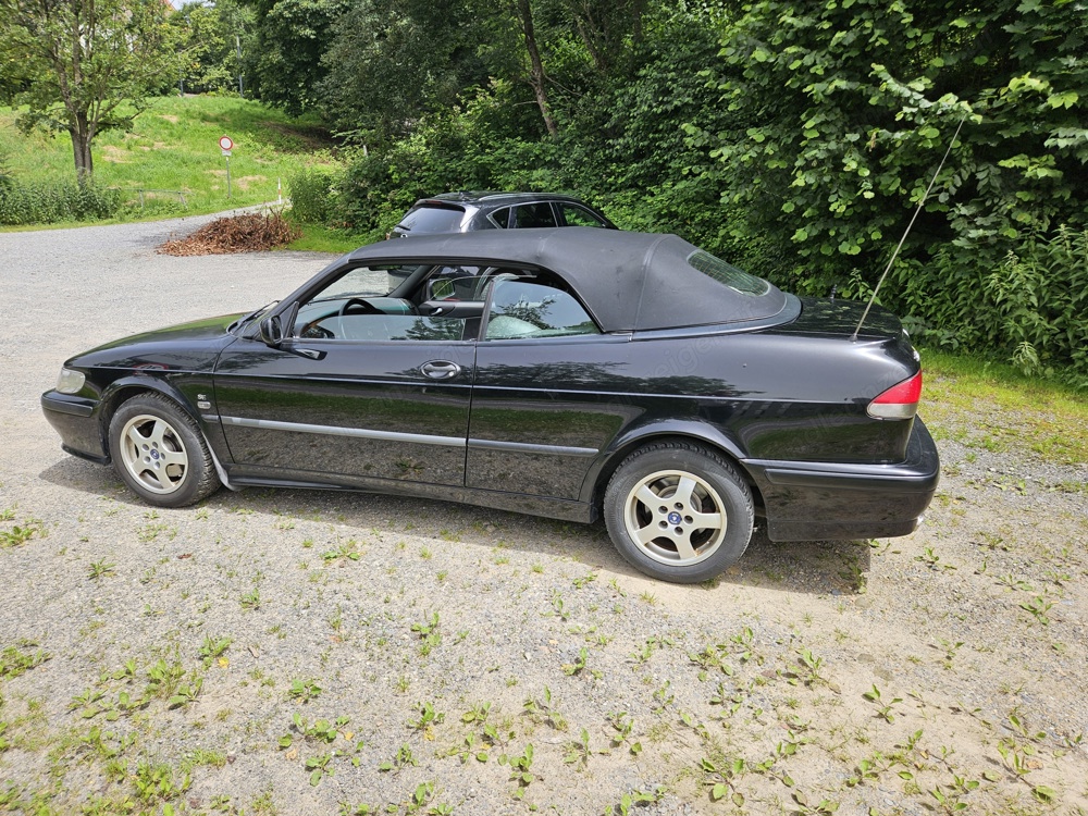 Saab  9.3 Cabrio Schwarz