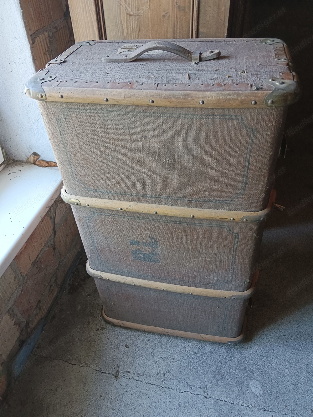 Alter Überlandkoffer