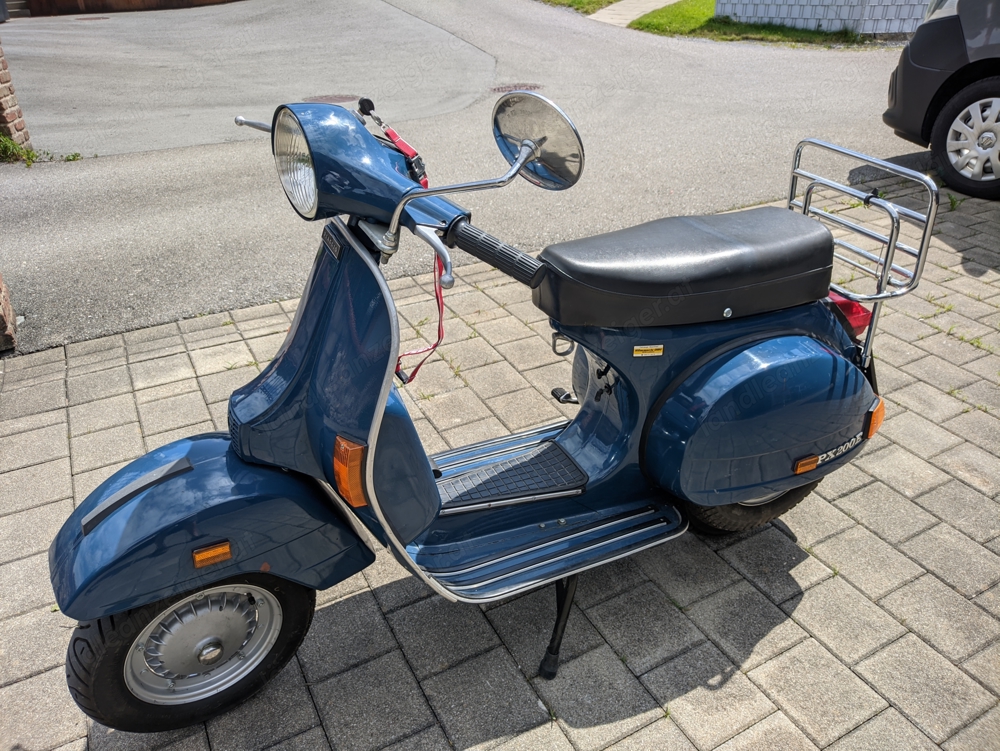 Vespa P 200 E 