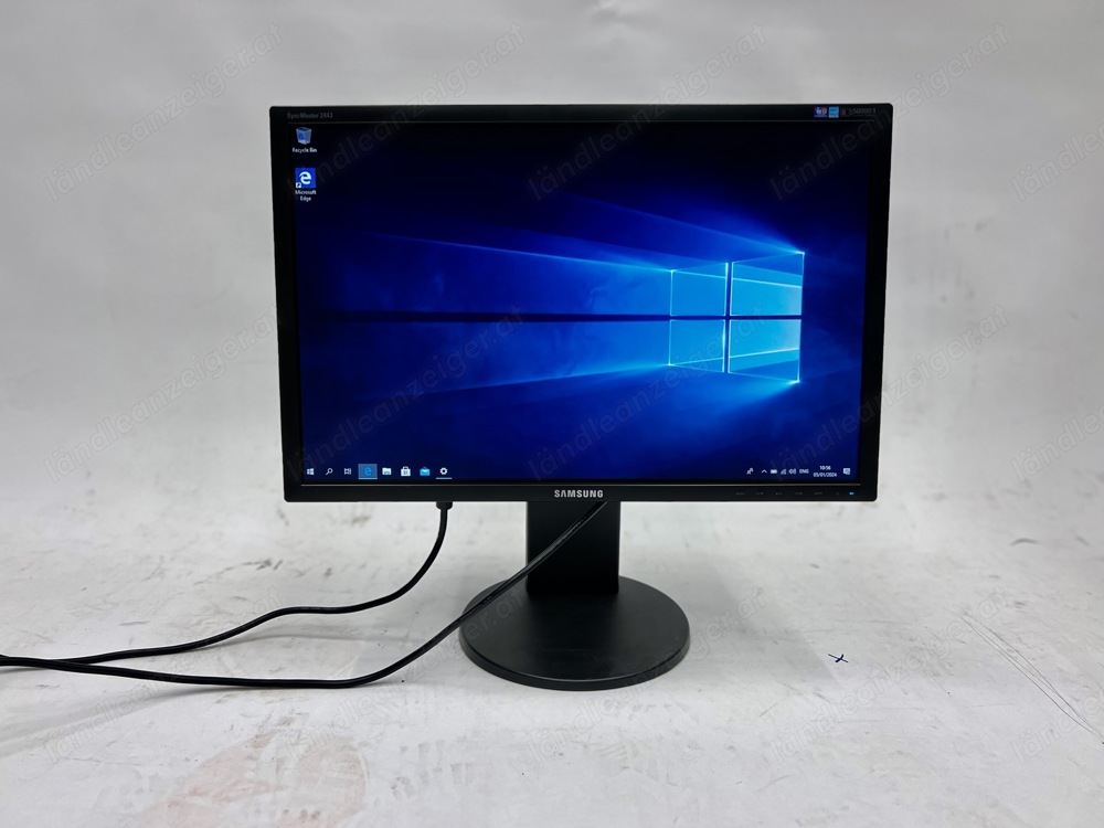 24  Samsung LED Computer Monitor Display