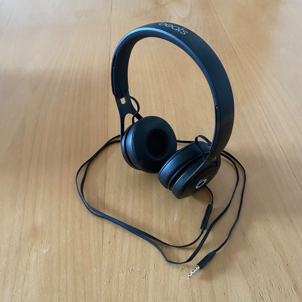 Kopfhörer Beats by Dr. Dre EP On-Ear schwarz Kopfhörer Beats by Dr. Dre EP On-Ear schwarz