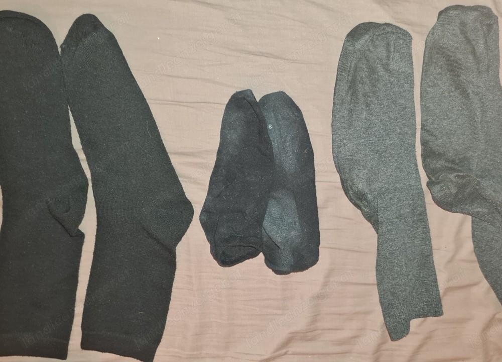 Getragene Socken abzugeben