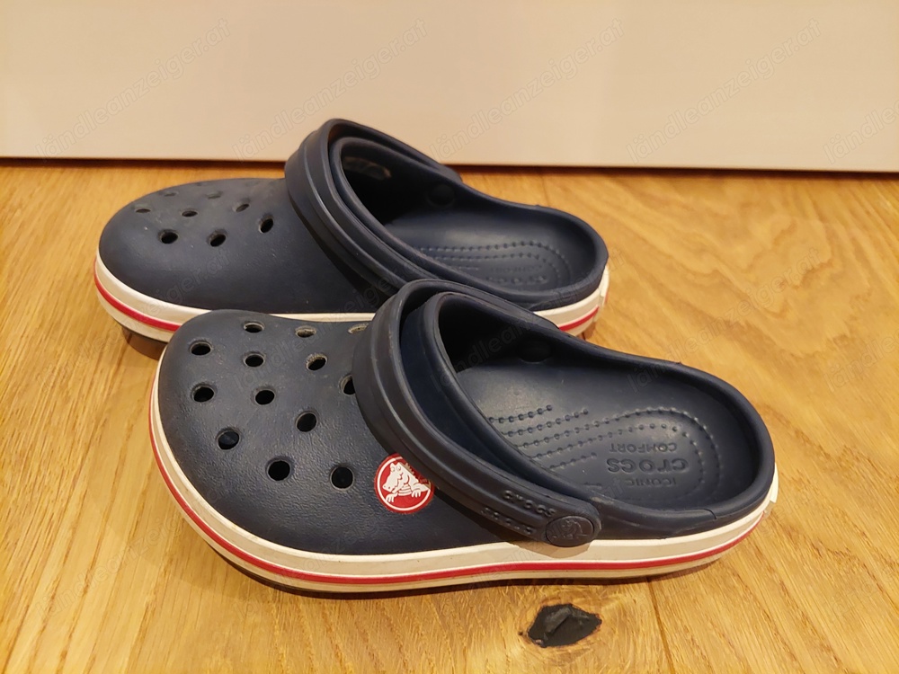 Crocs in dunkelblau, Größe 28 29