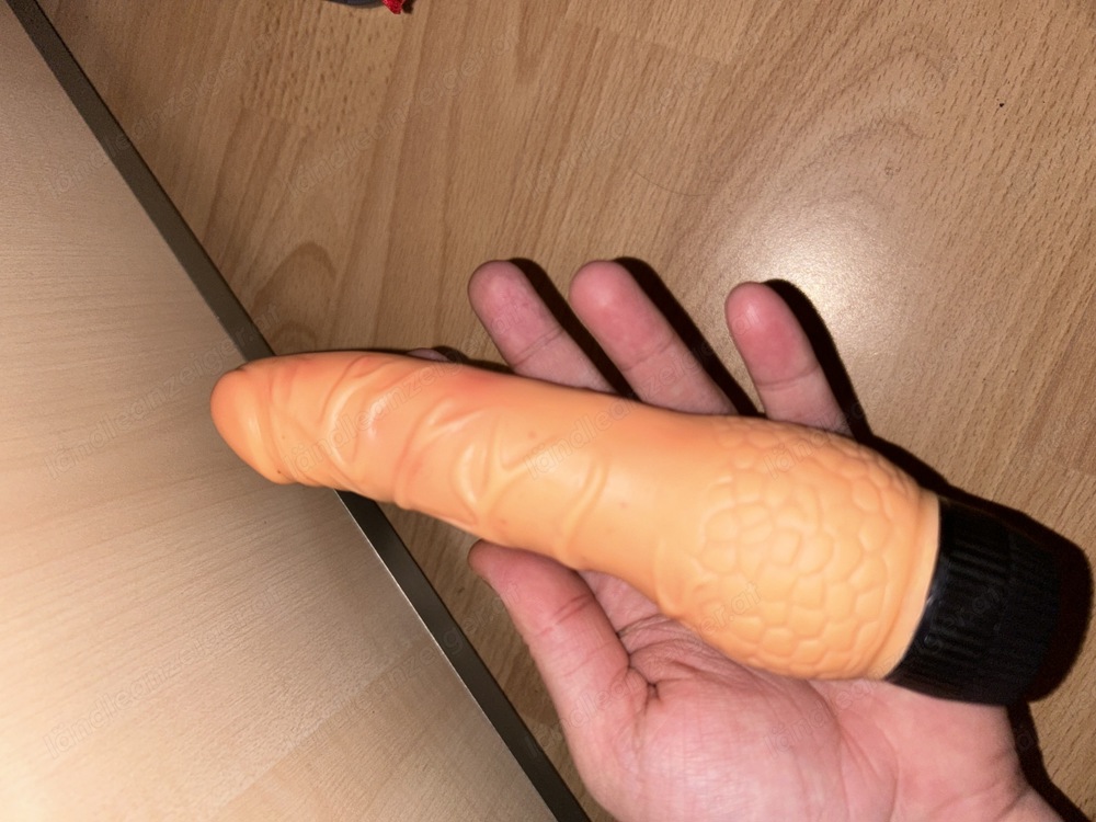 Geiler benutzter Dildo 