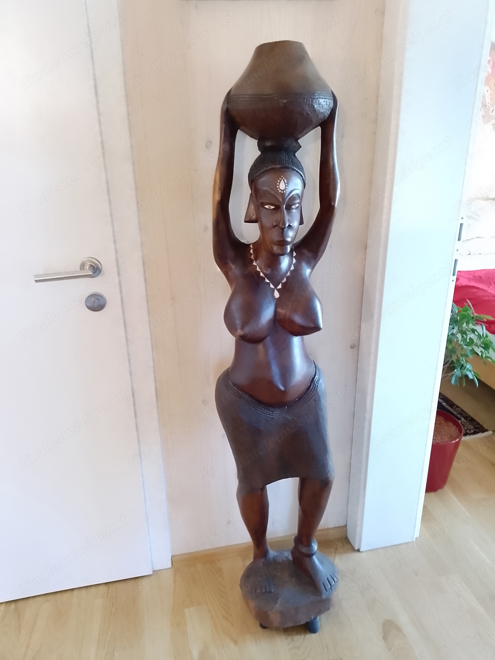 Afrikanische Figur 