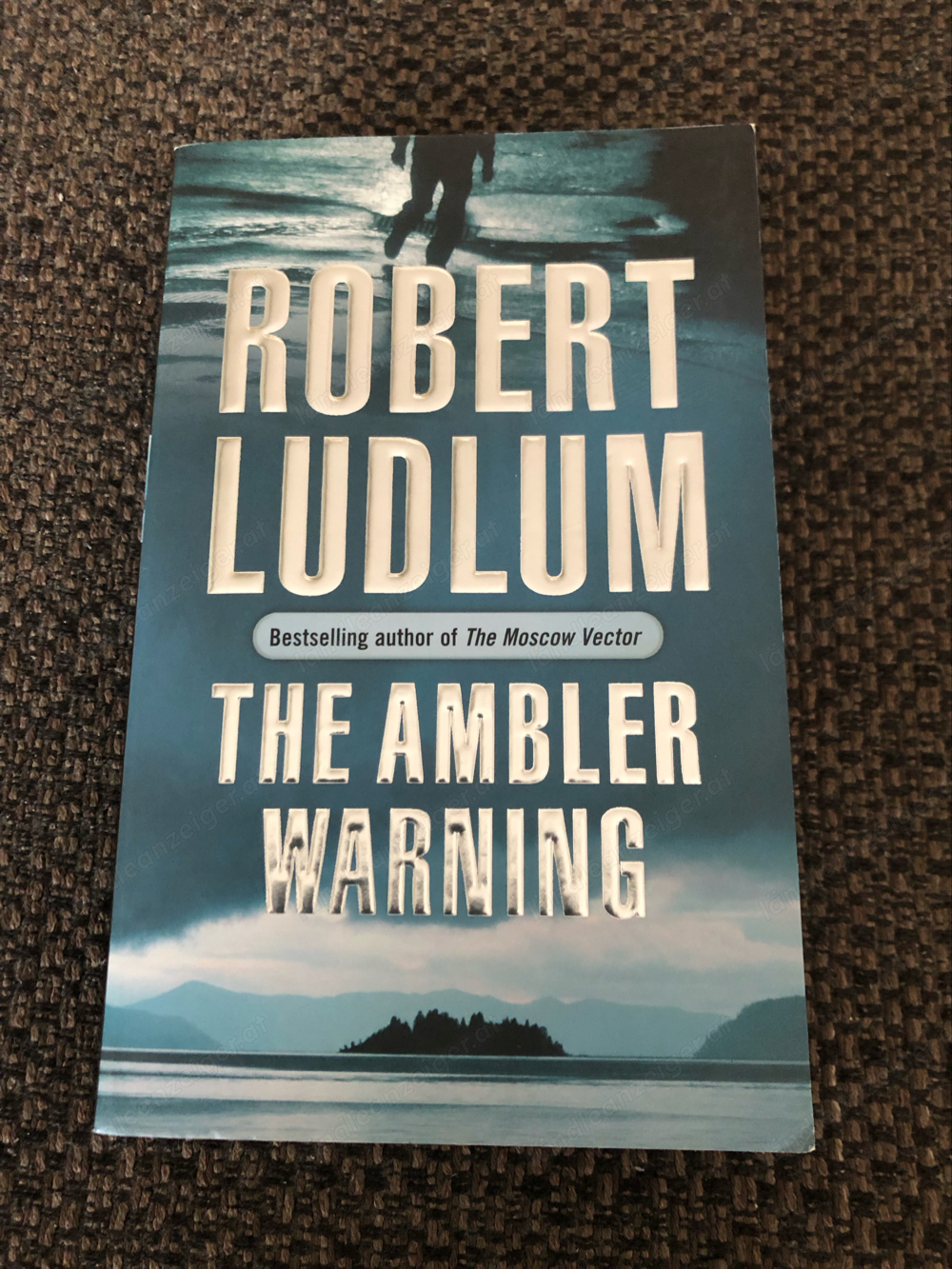 The ambler warning, Robert Ludlum