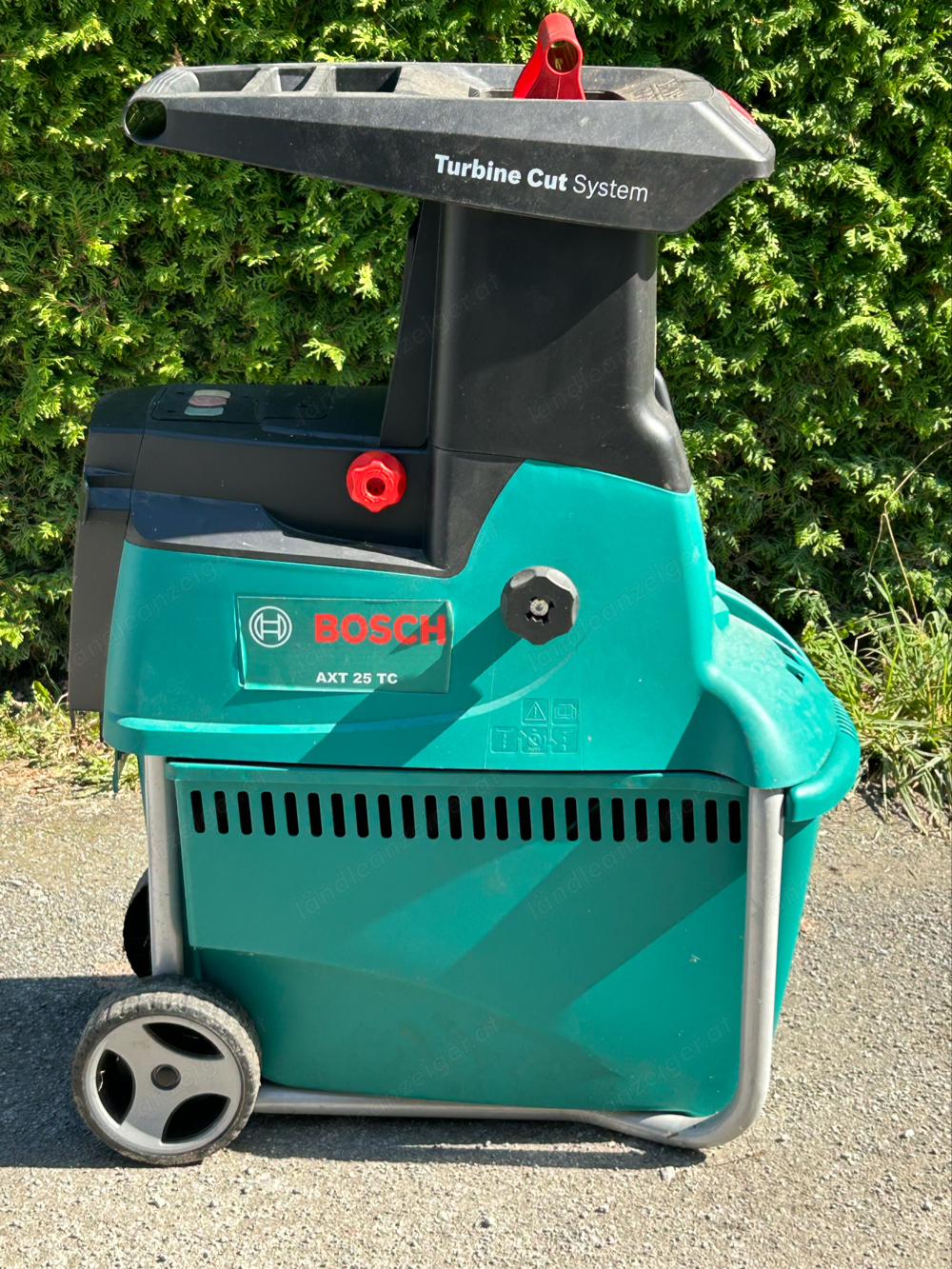 Bosch Gartenhäcksler Axt 25 TC