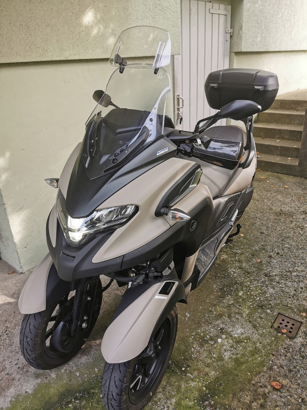 Yamaha tricity 300 