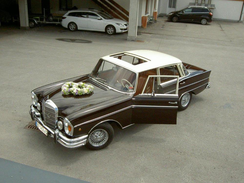 Mercedes W 111, 220 Sb