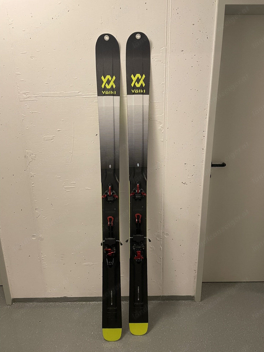 Freetouring-Skiset: Völkl Katana v-werks 191cm, Kingpin13, Fell