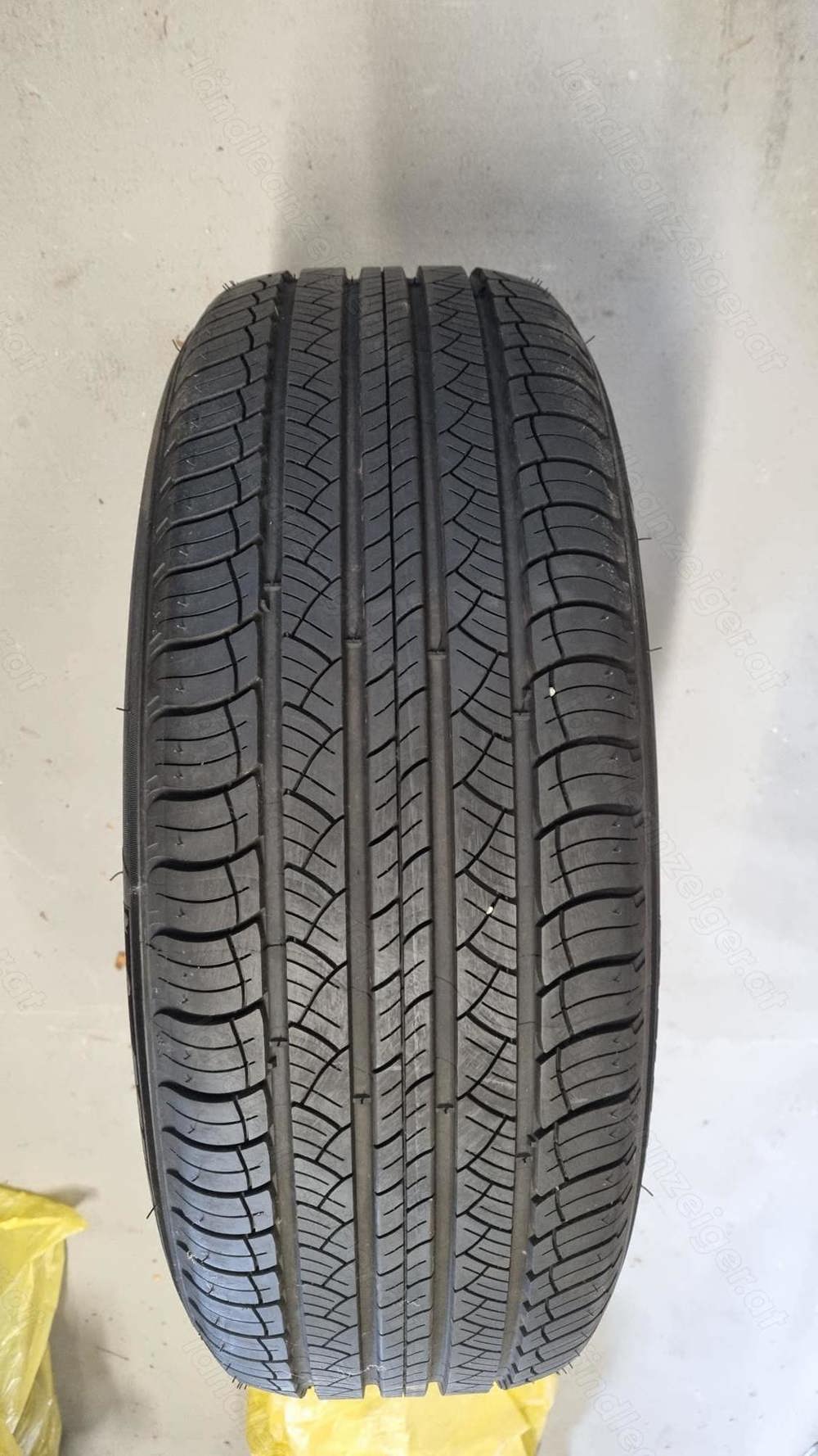 4 neuwertige Sommerreifen - Michelin Latitude Tour HP - 235 60 R18 107V 