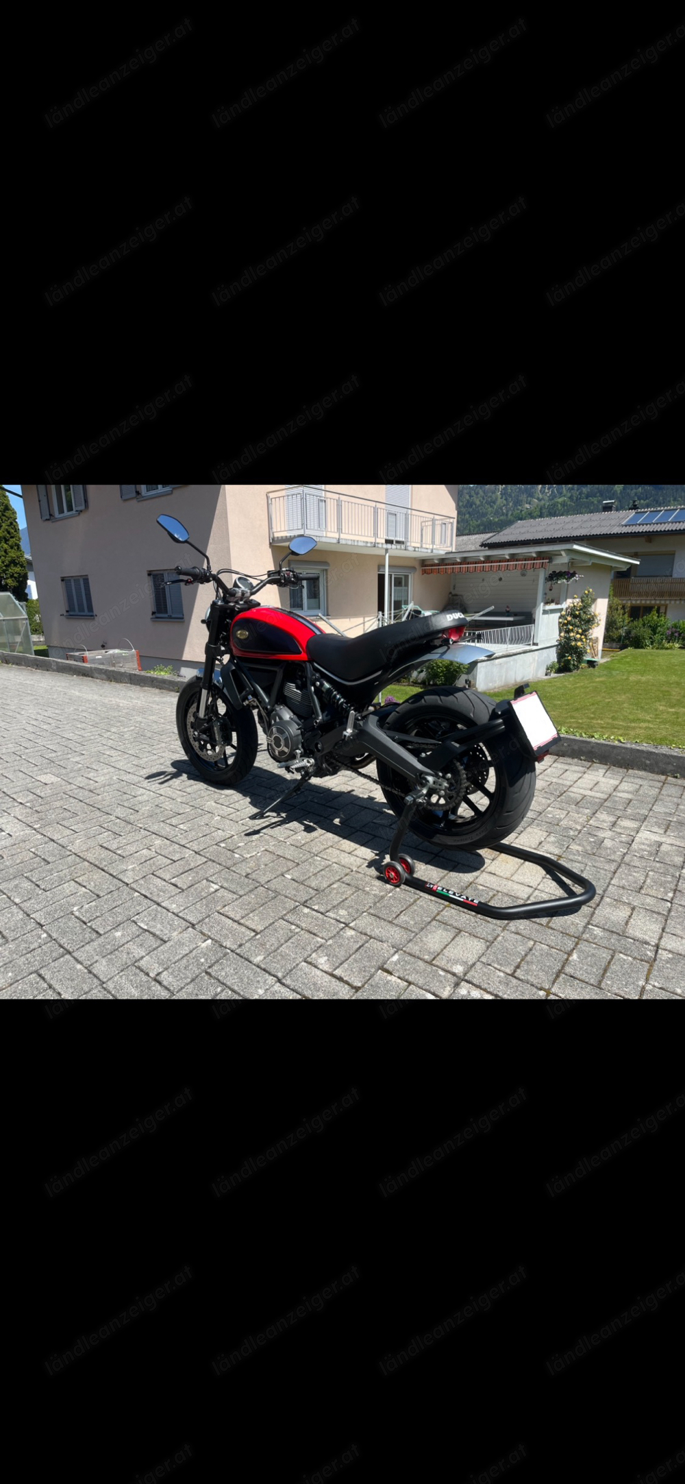 Ducati Scrambler ICON