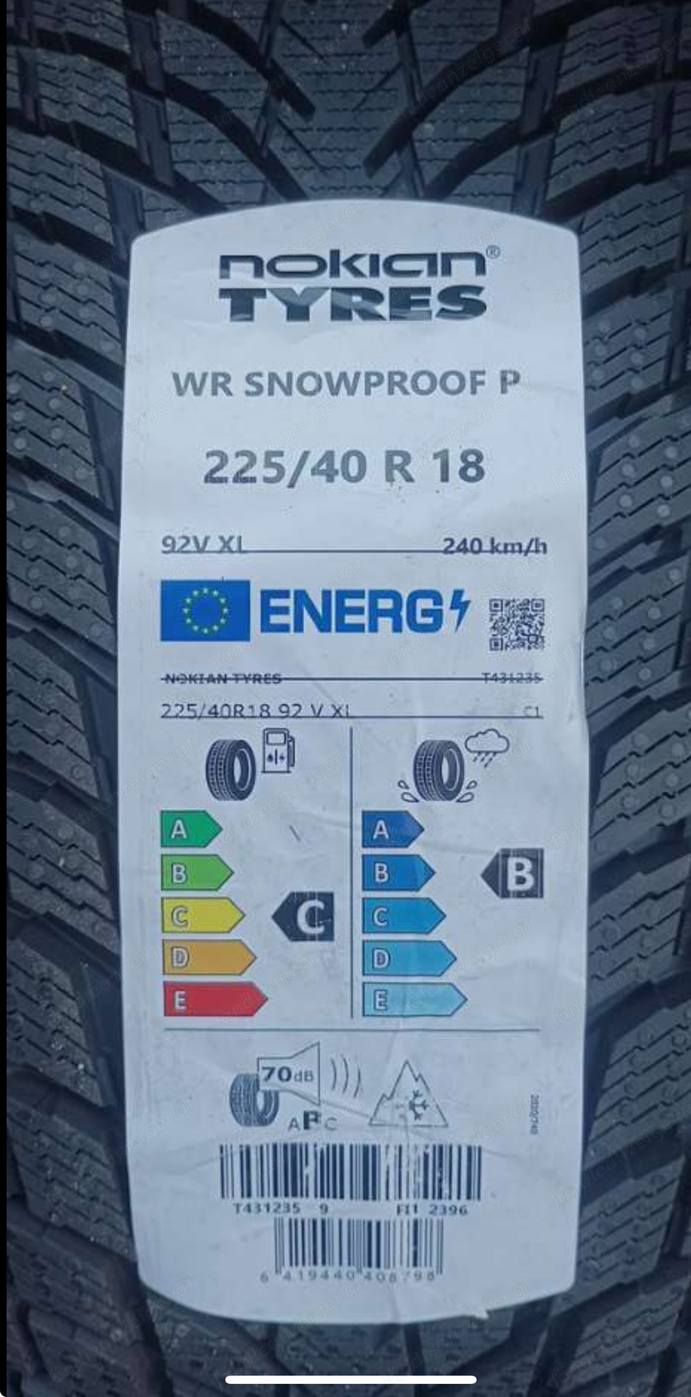 225 40 R18 92V Nokian Winterreifen Neu