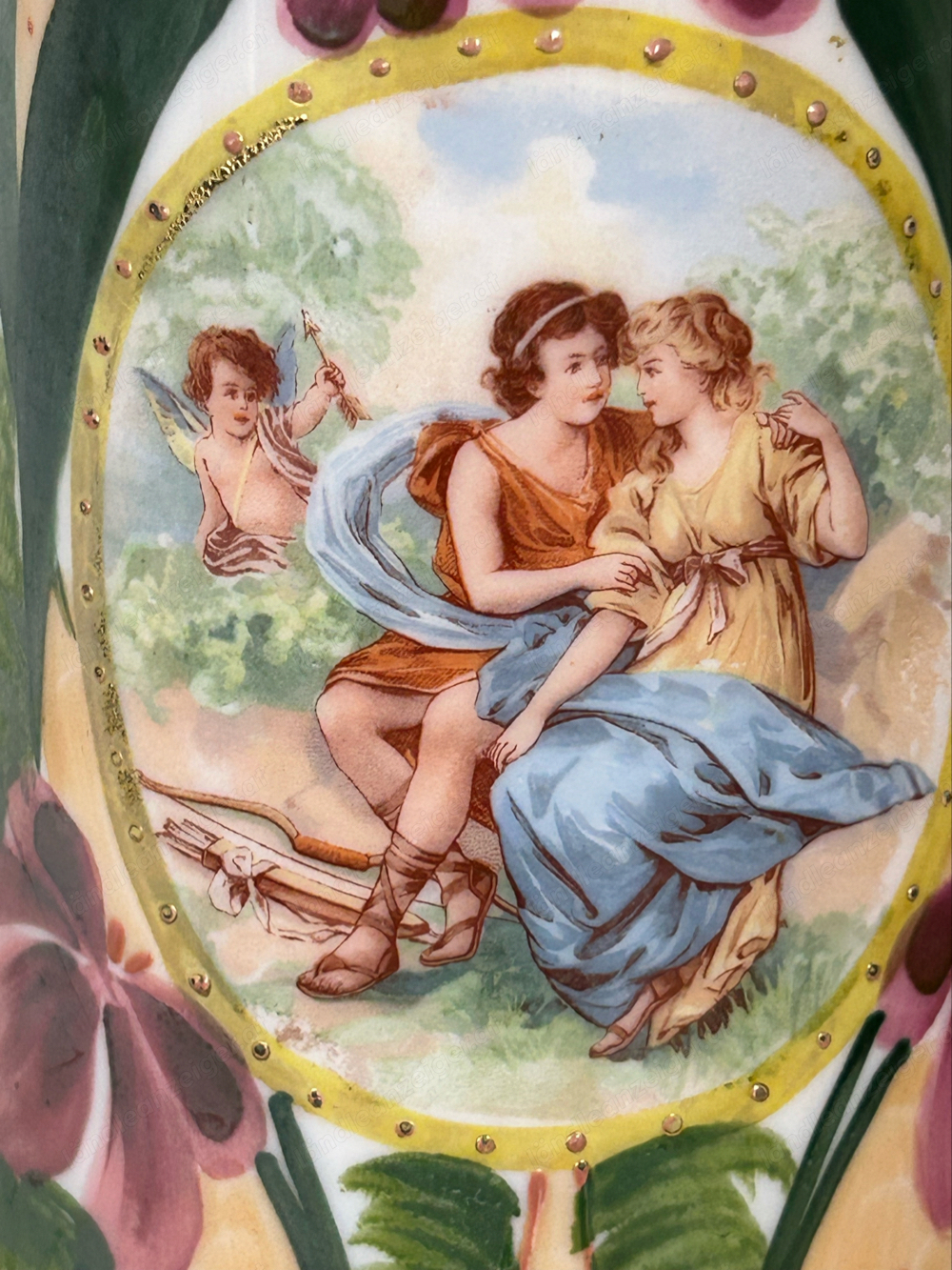 Grosse antike Opalglas-Vase 