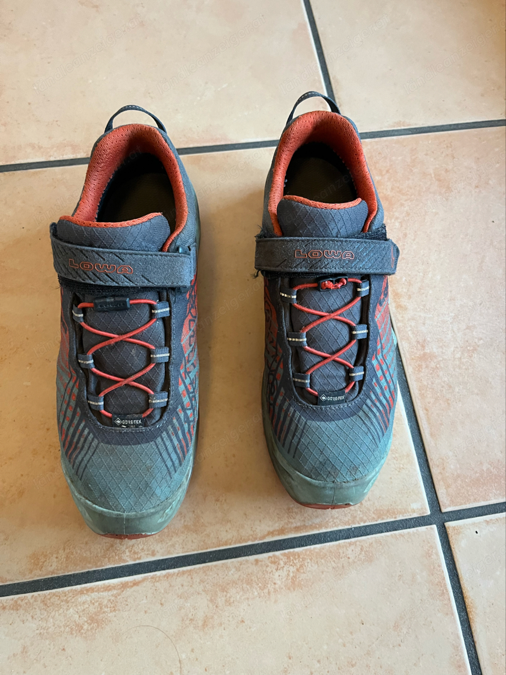 Lowa Trekkingschuh Gr. 39 Goretex