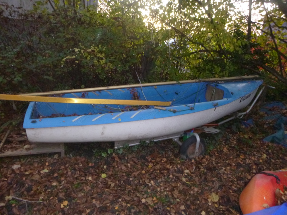 Segelboot Jolle zu verkaufen