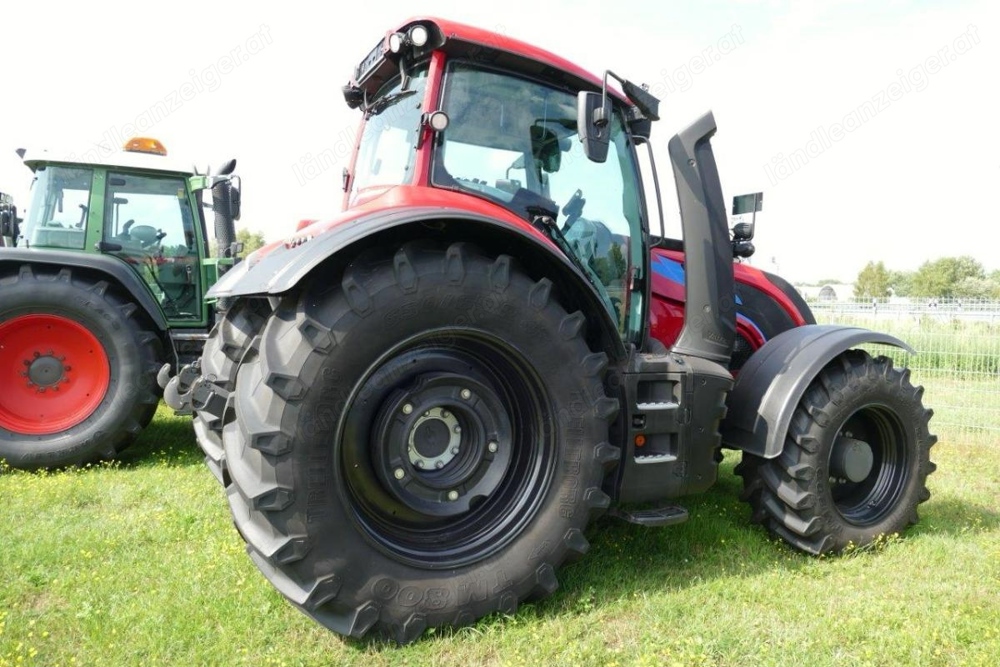 Valtra T214 Smart Touch