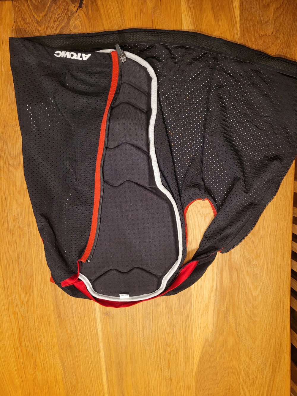 Atomic Rückenprotektor 