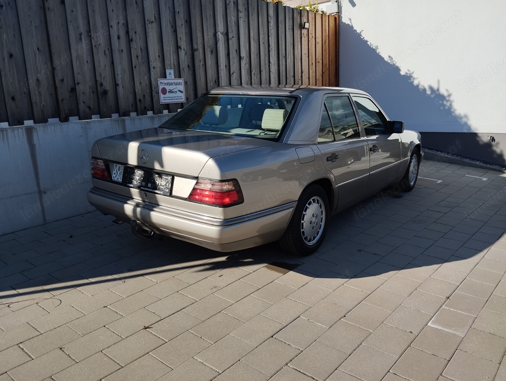 Mercedes-Benz E-Klasse E 300 Ds. Aut. Limousine