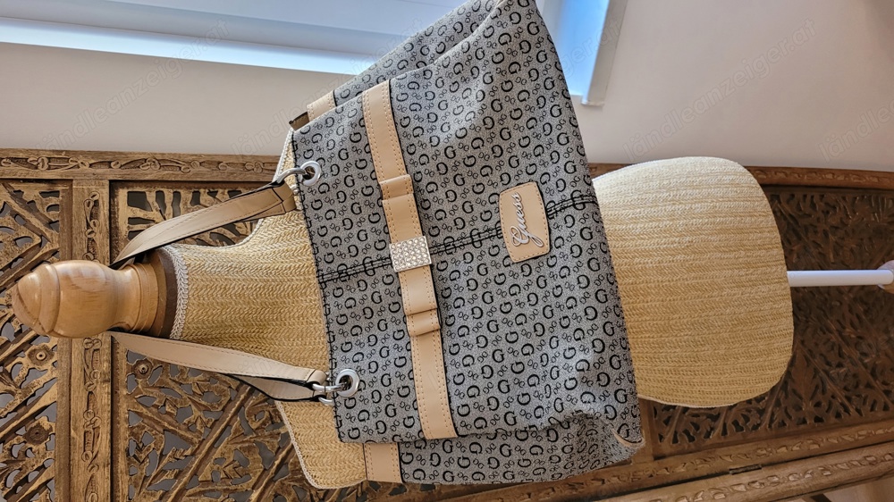 Guess Handtasche Damen grau beige Guess Handtasche Damen grau beige