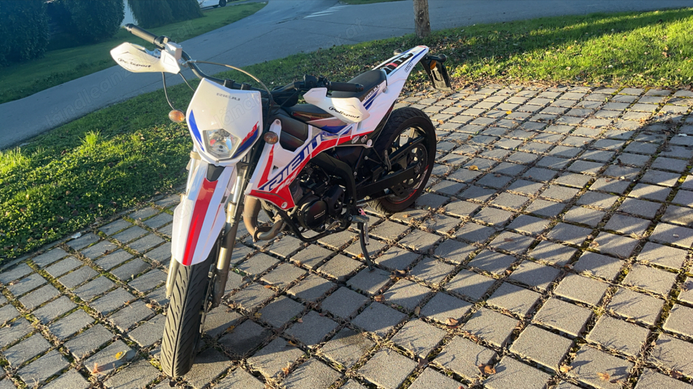 Moped Rieju MRT 50 