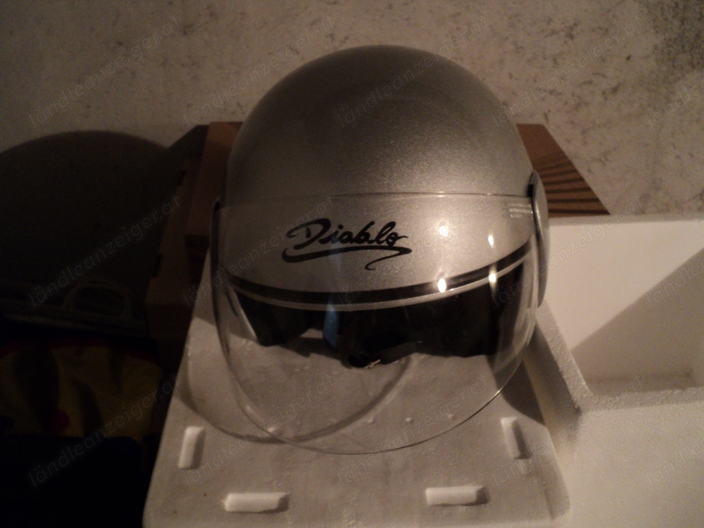 Moped Helm 2Jahre alt