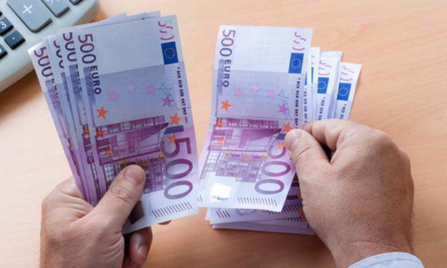 Fonds, Investitionen von 10.000 bis 450.000.000 Euro an Unternehmen, Landwirte, Händler und Unterneh
