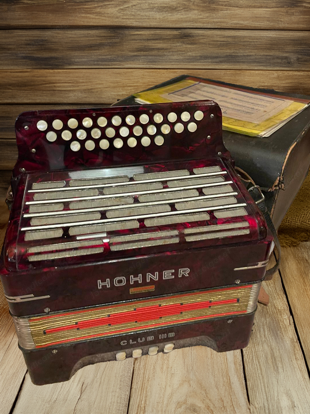 Hohner Club III B - Steirische Knopfharmonika mit Koffer