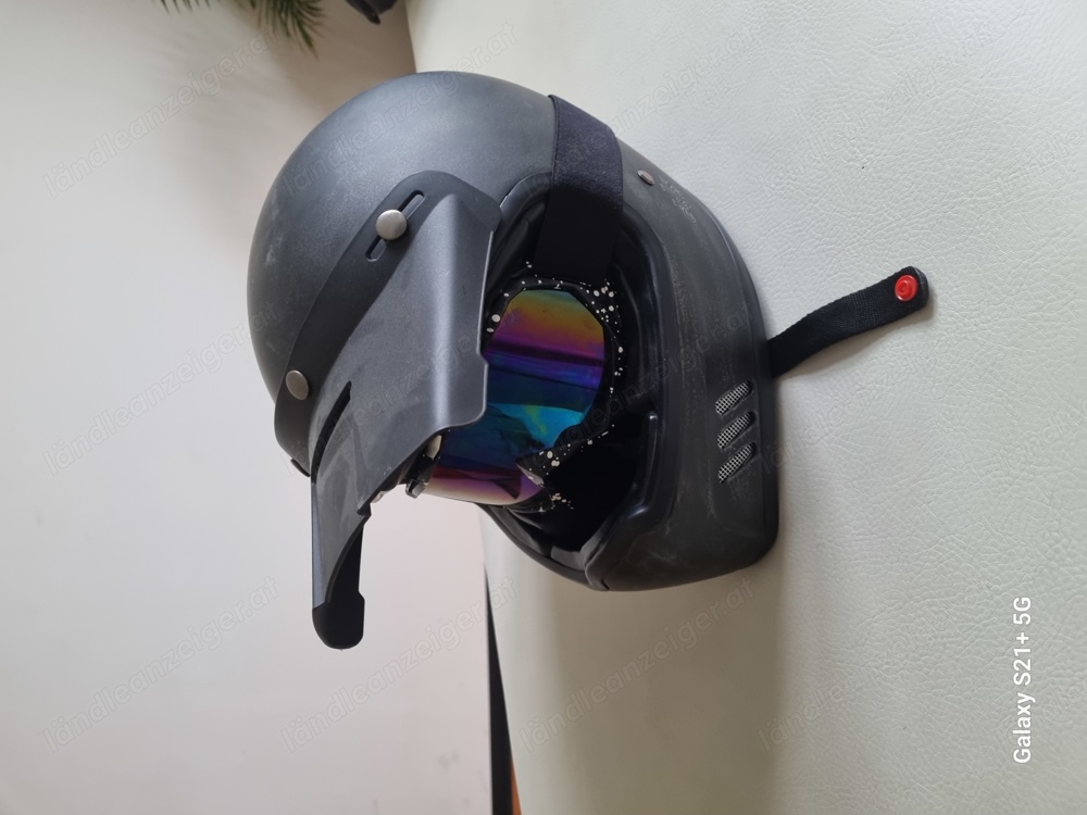 Motorradhelm