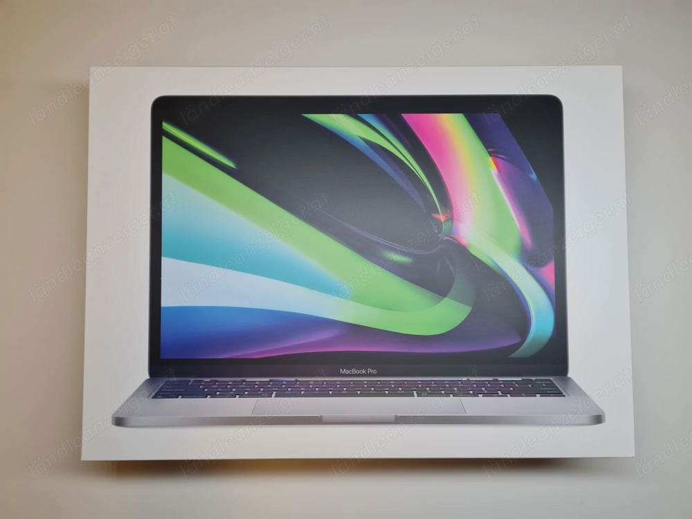 Apple MacBook 13" 