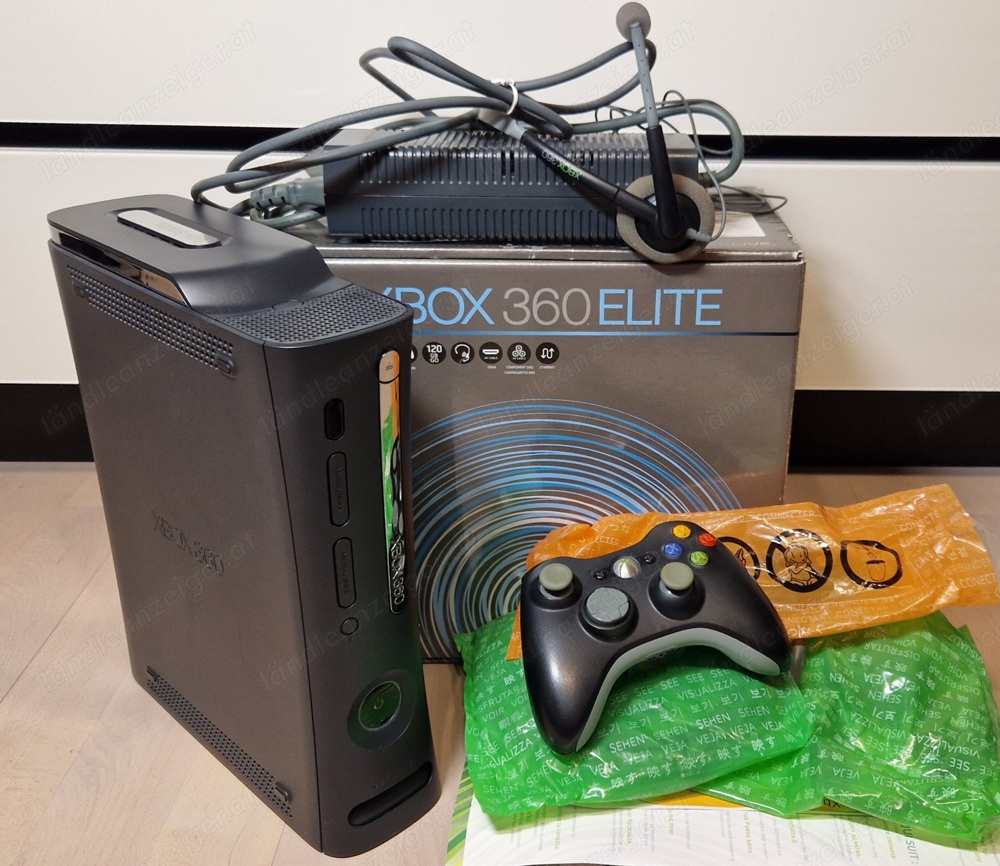 XBOX 360 ELITE inkl. 2 Controller, 13 Spiele, WLAN Adapter