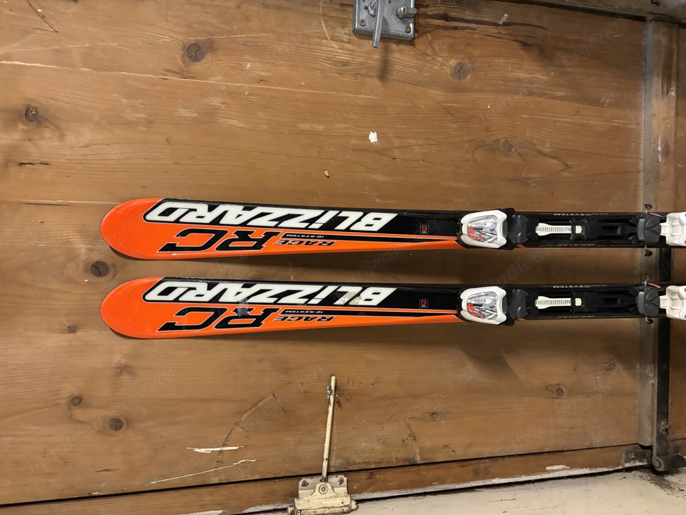 RC Race Blizzard Ski