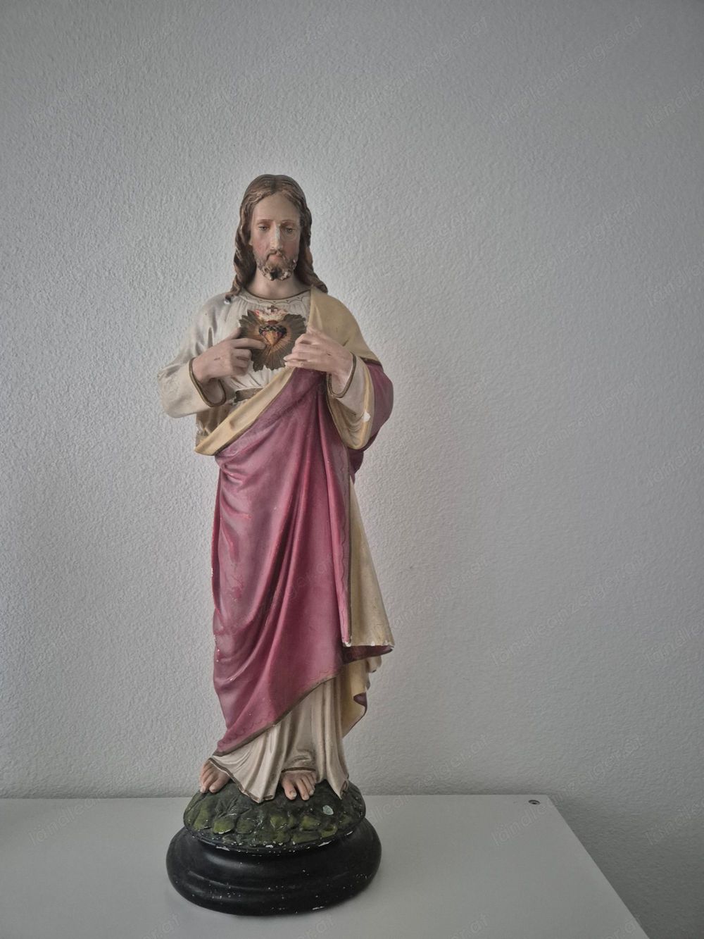 Jesus Heiligenfigur aus Gips gefertigt mit Handmalerei