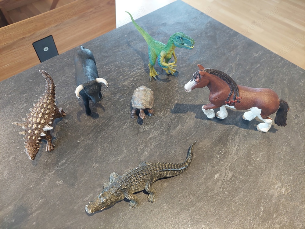 Schleich Tiere zu verkaufen